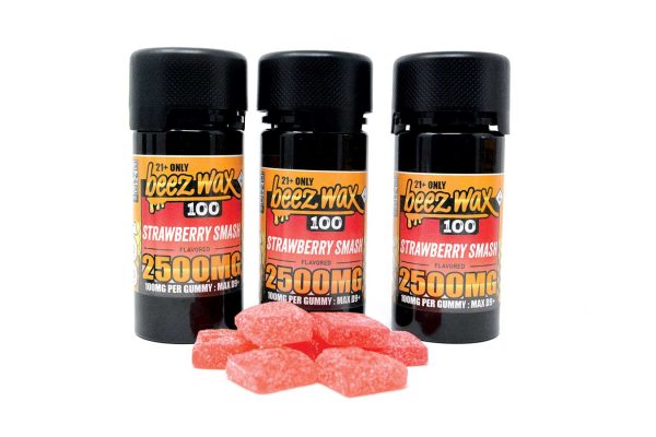 100's Strawberry Smash 2500MG Gummies - Image 4